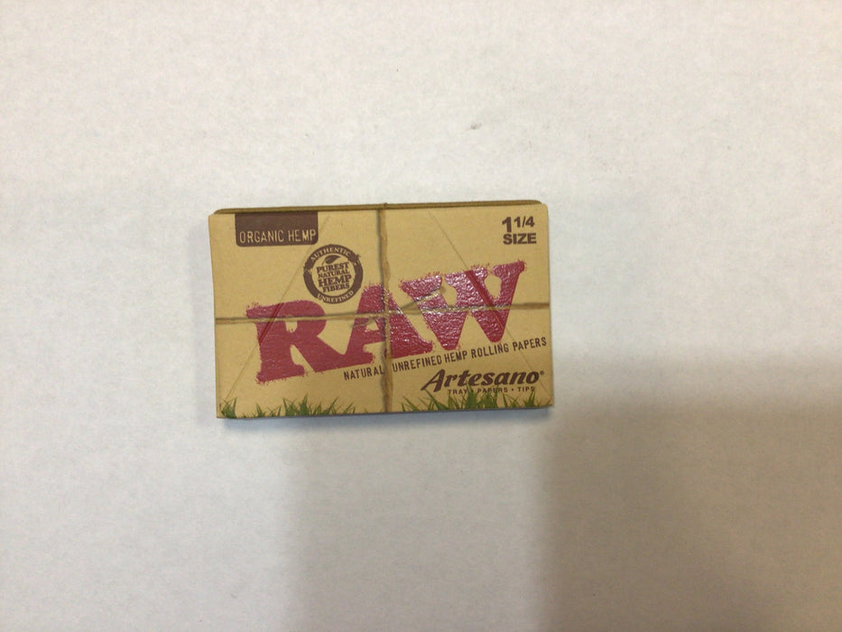 RAW 1 1/4 ARTESANO ROLLING PAPERS (15)