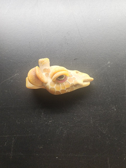 Matt Robertson Giraffe Pendant: 2022