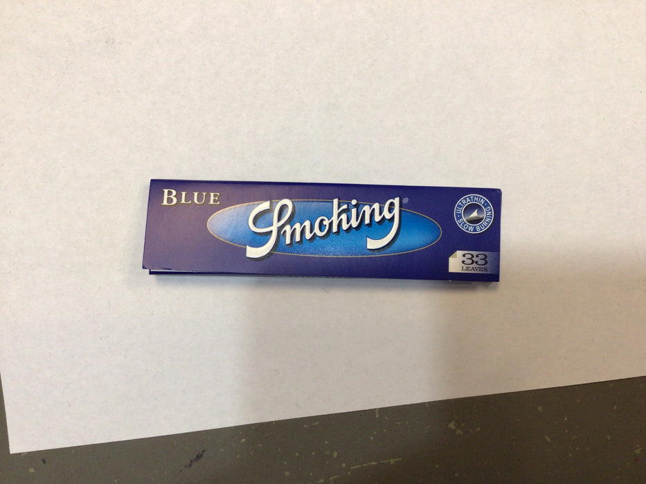 Smoking BLUE KING PAPERS