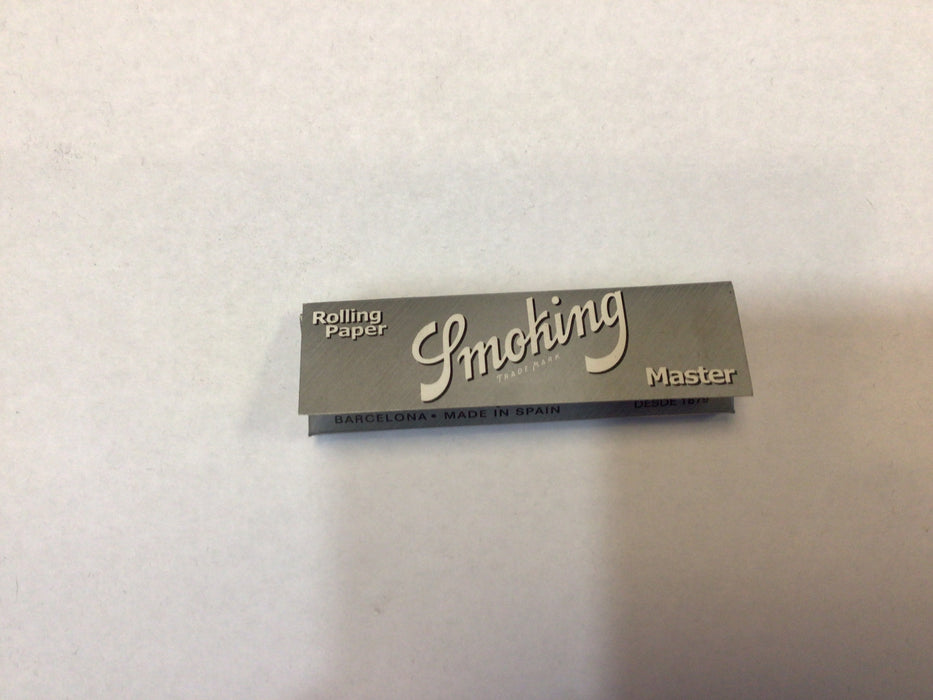 Smoking MASTER 1 1/4 ROLLING PAPERS